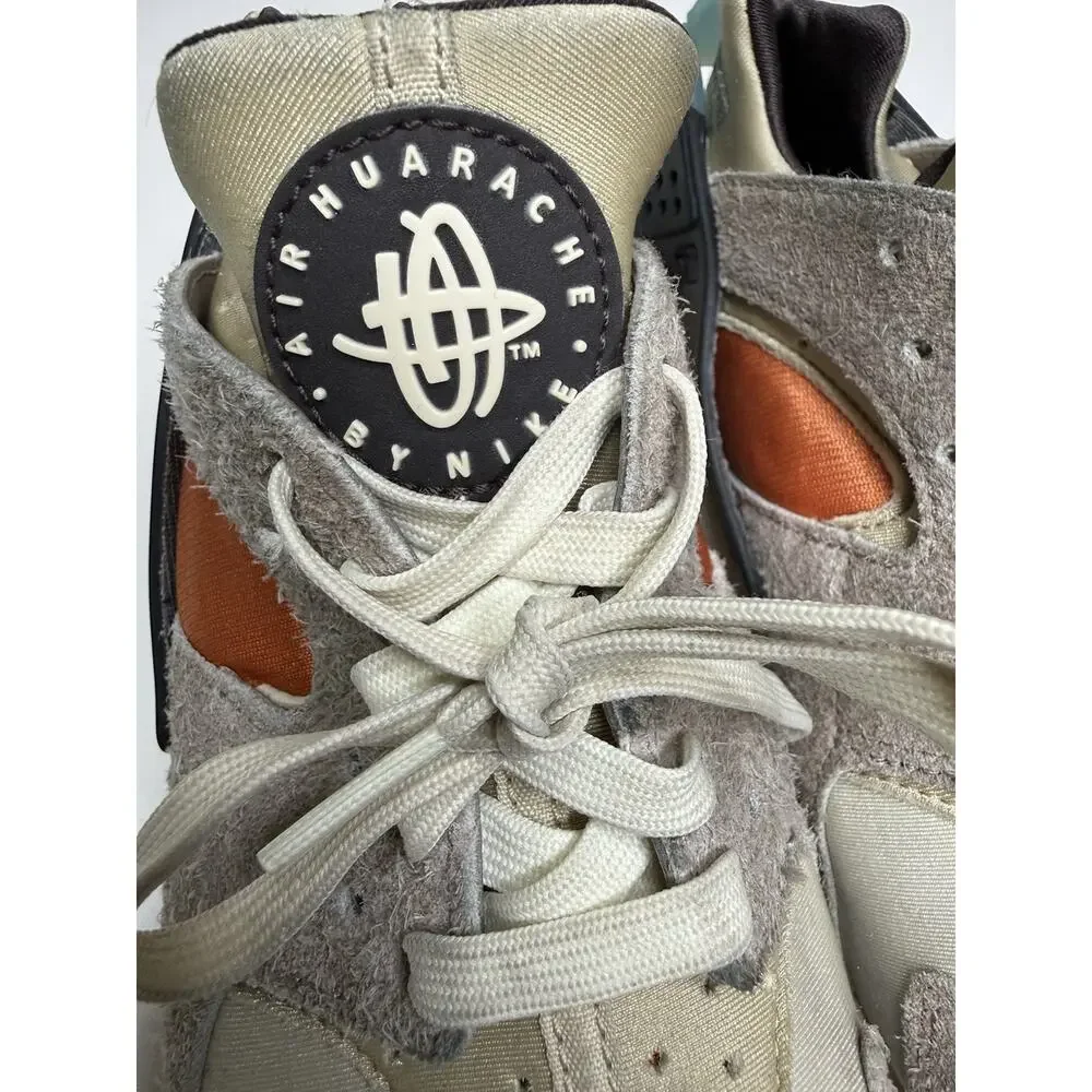 Nike Air Huarache Koromogae Sneaker DO7261-087 Womens 9.5 Moon Fossil Suede Low